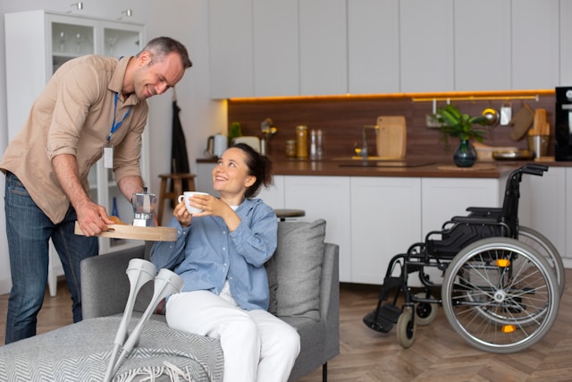 Werken met kracht en betekenis: waarom ADL-assistent worden zoveel voldoening geeft